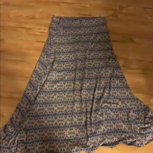 Lularoe flowing skirt